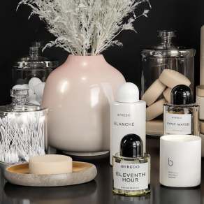 现代化妆品3D模型下载